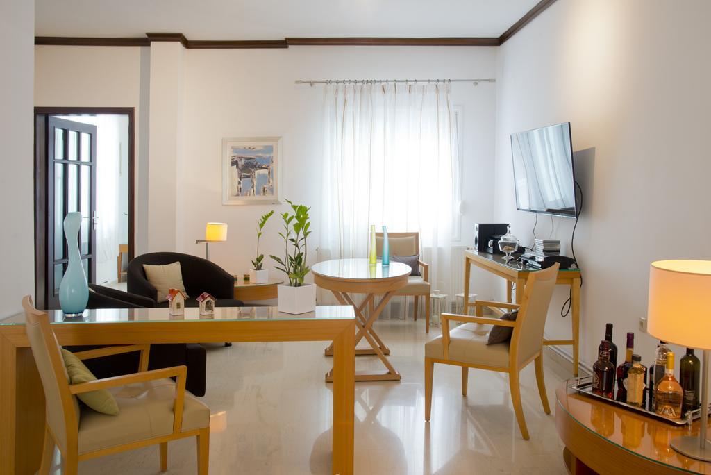 Knossos By Heloni Apartments イラクリオン エクステリア 写真